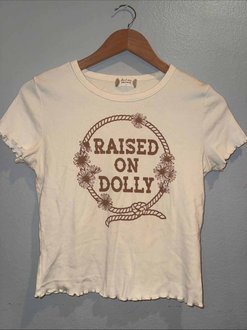 Altar'd State Cream Crop Tee with Brown Graphic size large